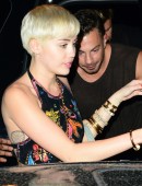 Miley-Cyrus-Cameo-Nightclub-Miami-11