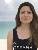 Miranda-Cosgrove-Oceana-Swimming-with-Dolphins-Campaign-1