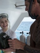 Miranda-Cosgrove-Oceana-Swimming-with-Dolphins-Campaign-10
