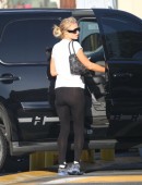 Paris-Hilton-Booty-in-Tights-1