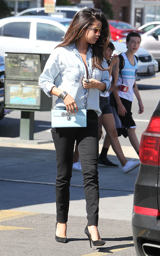 Selena Gomez leaves Kabuki restaurant after grabbing lunch with