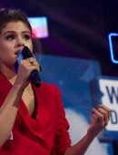 Selena-Gomez-We-Day-California-LA-7