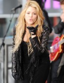 Shakira Performs on NBC's "Today"