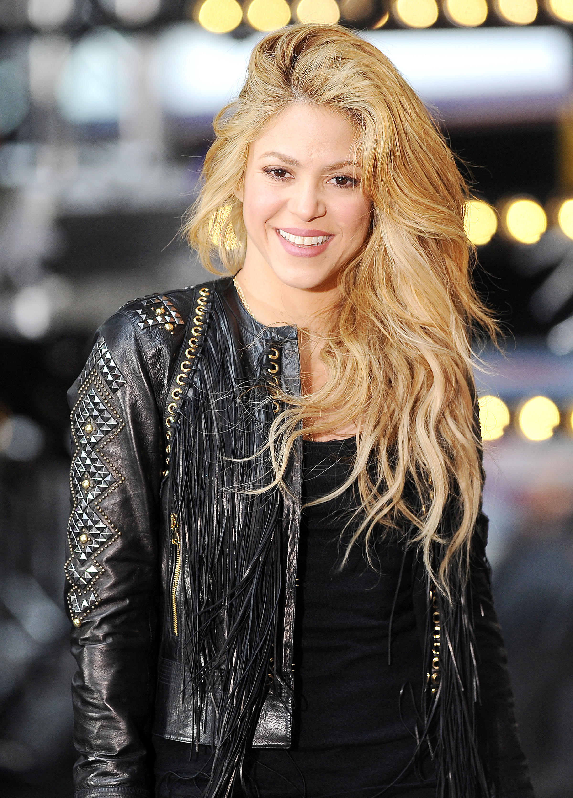 Shakira Performs on NBC's "Today"
