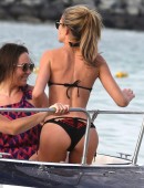 Abbey-Clancy-Dubai-5