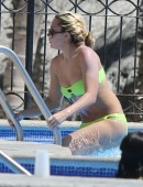 Amanda Bynes Enjoys Happy, Healthy Family Vacay in Cabo