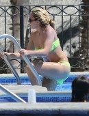 Amanda Bynes Enjoys Happy, Healthy Family Vacay in Cabo