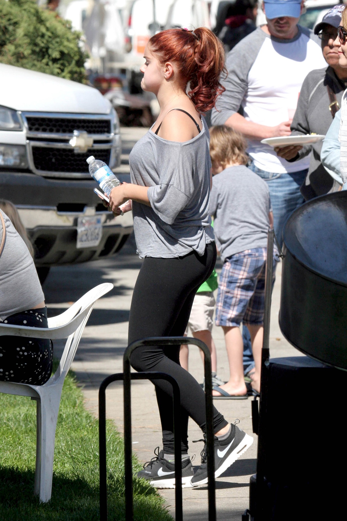Ariel-Winter-Farmers-Market-1