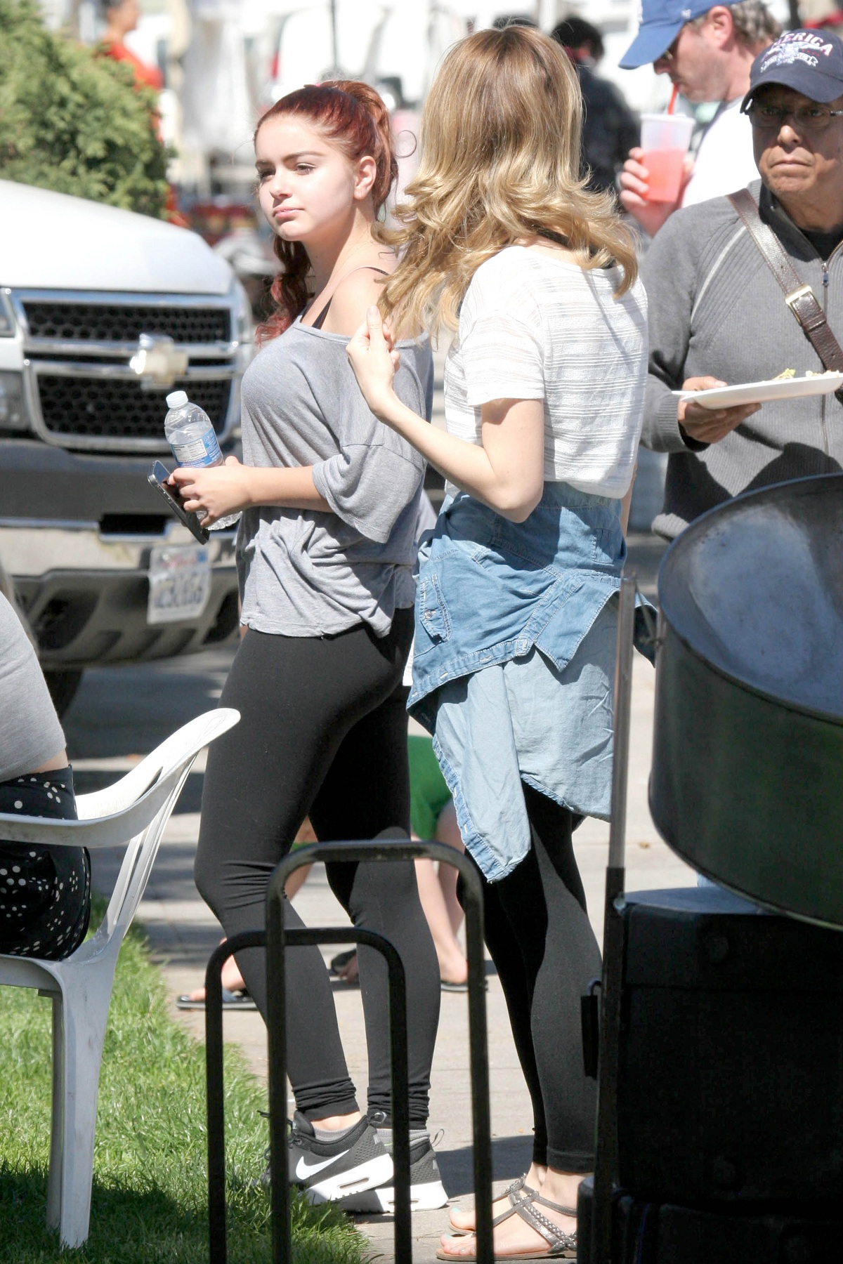 Ariel-Winter-Farmers-Market-2