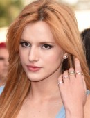 Bella-Thorne-2014-MTV-Movie-Awards-LA-9