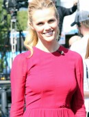 Brooklyn-Decker-Leggy-LA-1