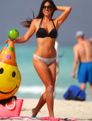 Claudia-Romani-in-Bikini-4