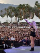 Ellie-Goulding-Coachella-2014-8