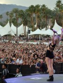 Ellie-Goulding-Coachella-2014-9