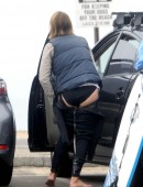 Helen-Hunt-wearing-bikini-2