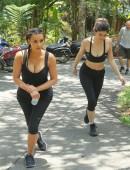 Kendall-Jenner-and-Kim-Kardashian-Ziplining-Thailand-1