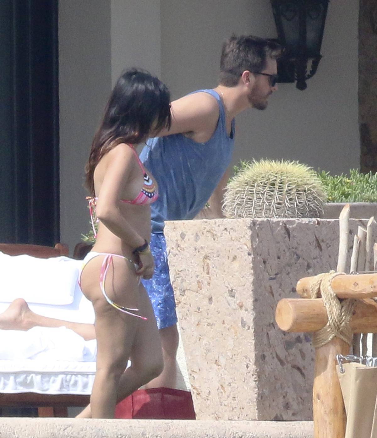 Kourtney-Kardashian-105