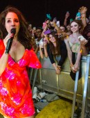 Lana-Del-Rey-Coachella-2014-2