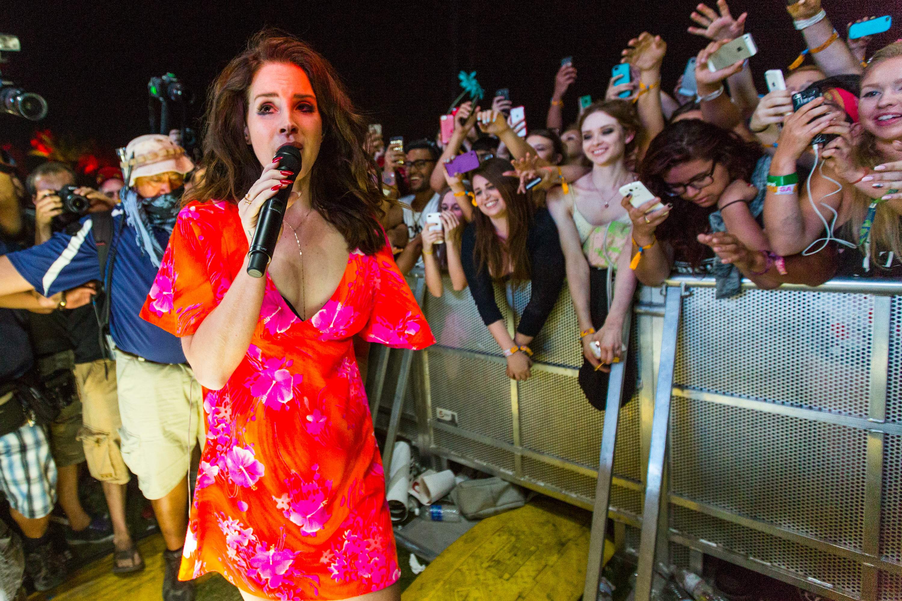 Lana-Del-Rey-Coachella-2014-2