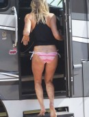 LeAnn-Rimes-in-Bikini-13