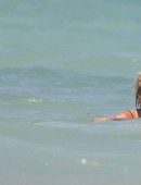 Maria-Sharapova-in-Bikini-in-Cancun-1