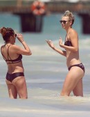 Maria-Sharapova-in-Bikini-in-Cancun-16