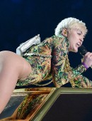 Miley-Cyrus-104
