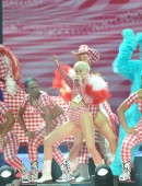 Miley-Cyrus-Rutherford-20