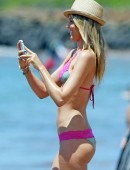 Paige-Butcher-in-Bikini-in-Maui-14