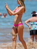 Paige-Butcher-in-Bikini-in-Maui-9