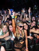 Paris-Hilton-Coachella-704