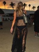 Paris-Hilton-Coachella-715