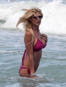 Victoria-Silvstedt-Bikini-Miami-17