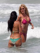 Victoria-Silvstedt-Bikini-Miami-18