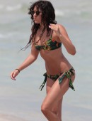 British pop star Eliza Doolittle wears a tropical print bikini to the beach in Miami