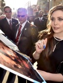 Elizabeth-Olsen-Premiere-Godzilla-8