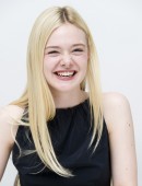 Elle-Fanning-Maleficent-Portraits-2014-8