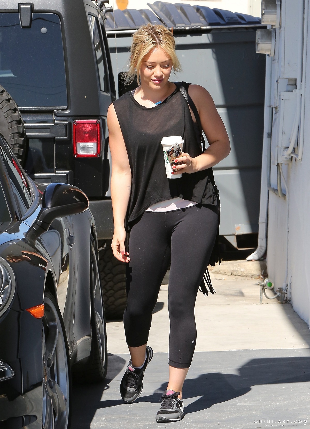 Hilary-Duff-Gym-3