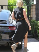 Hilary-Duff-Out-and-About-in-LA-11
