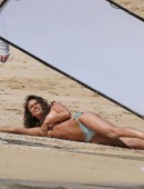 Irina-Shayk-Hawaii-3