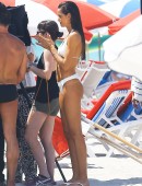 Izabel-Goulart-4