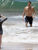 Kat-Dennings-in-Shorts-8