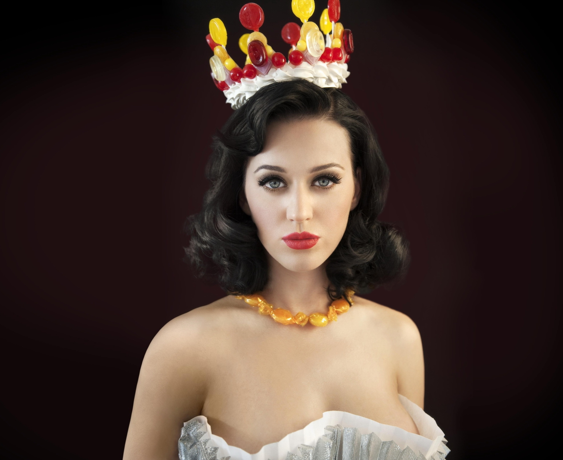 Katy-Perry-Teenage-Dream-Photoshoot-2