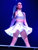 Katy-Perry-at-Prismatic-World-Tour-in-Belfast-17