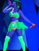 Katy-Perry-at-Prismatic-World-Tour-in-Belfast-3