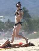 Krysten-Ritter-9