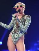 Miley-Cyrus-198