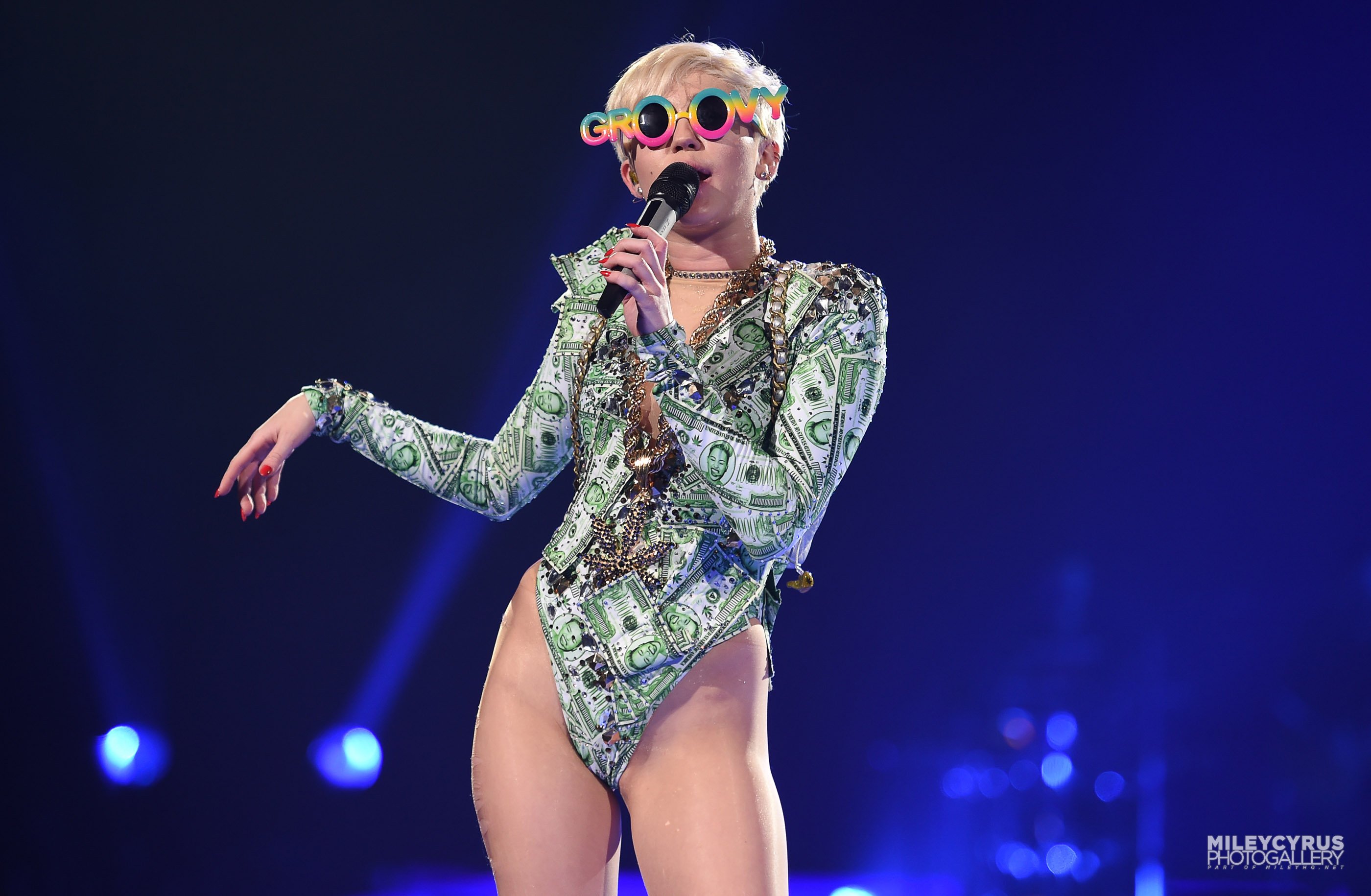 Miley-Cyrus-198