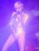 Miley-Cyrus-G-A-Y-London-7