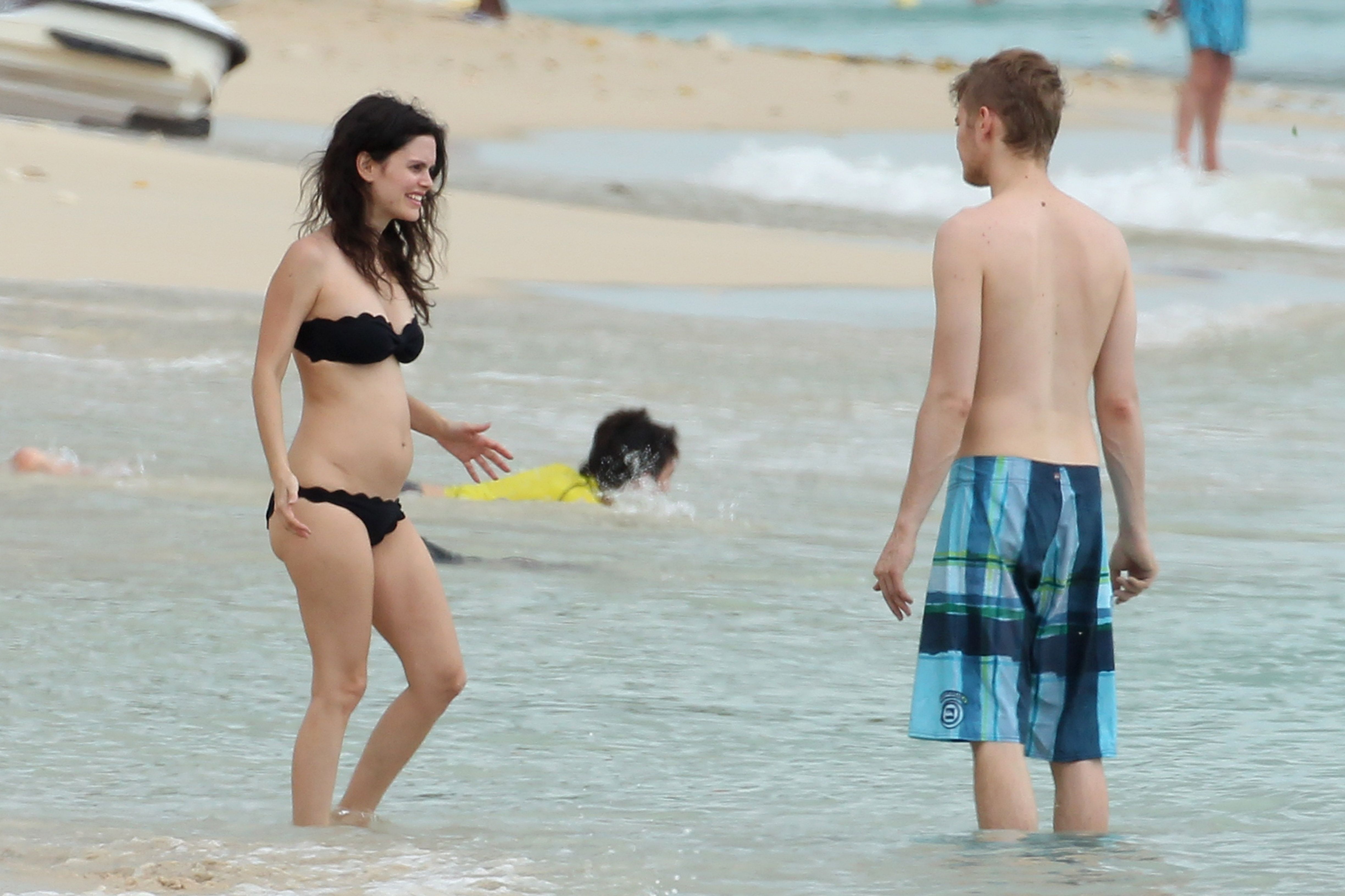 Rachel-Bilson-631